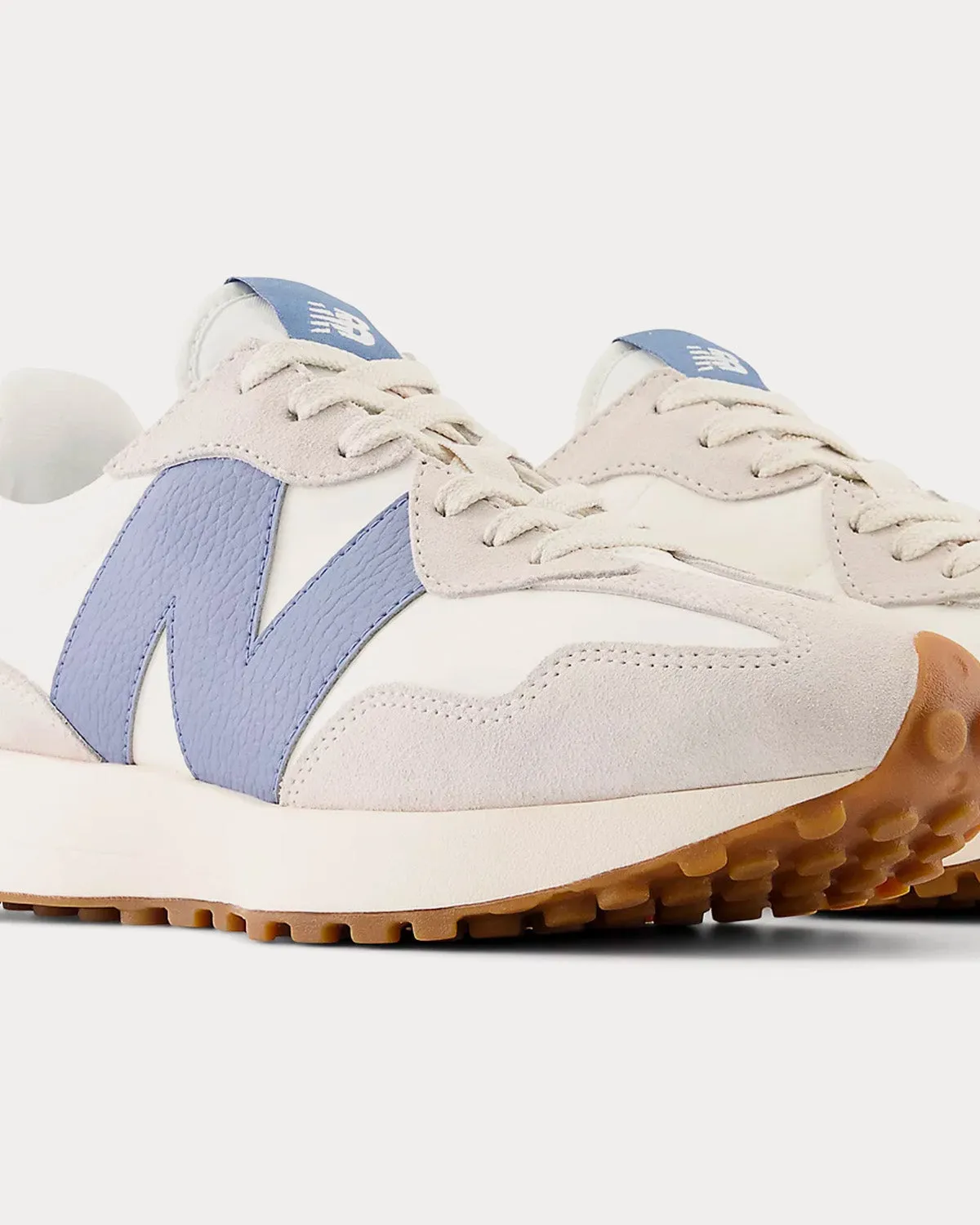 327 Moonbeam / Mercury Blue Low Top Sneakers