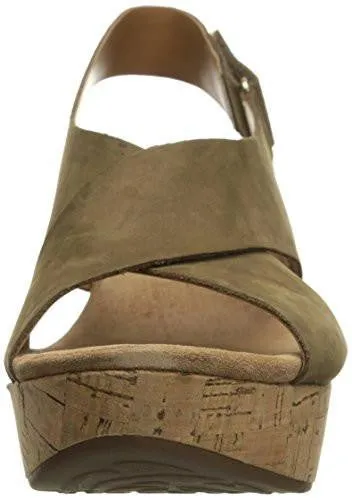Caslynn Shae Wedge Sandal Khaki 85 M Us