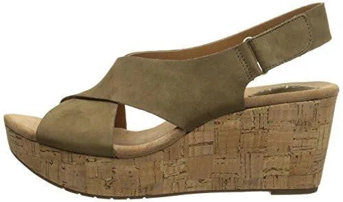 Caslynn Shae Wedge Sandal Khaki 85 M Us