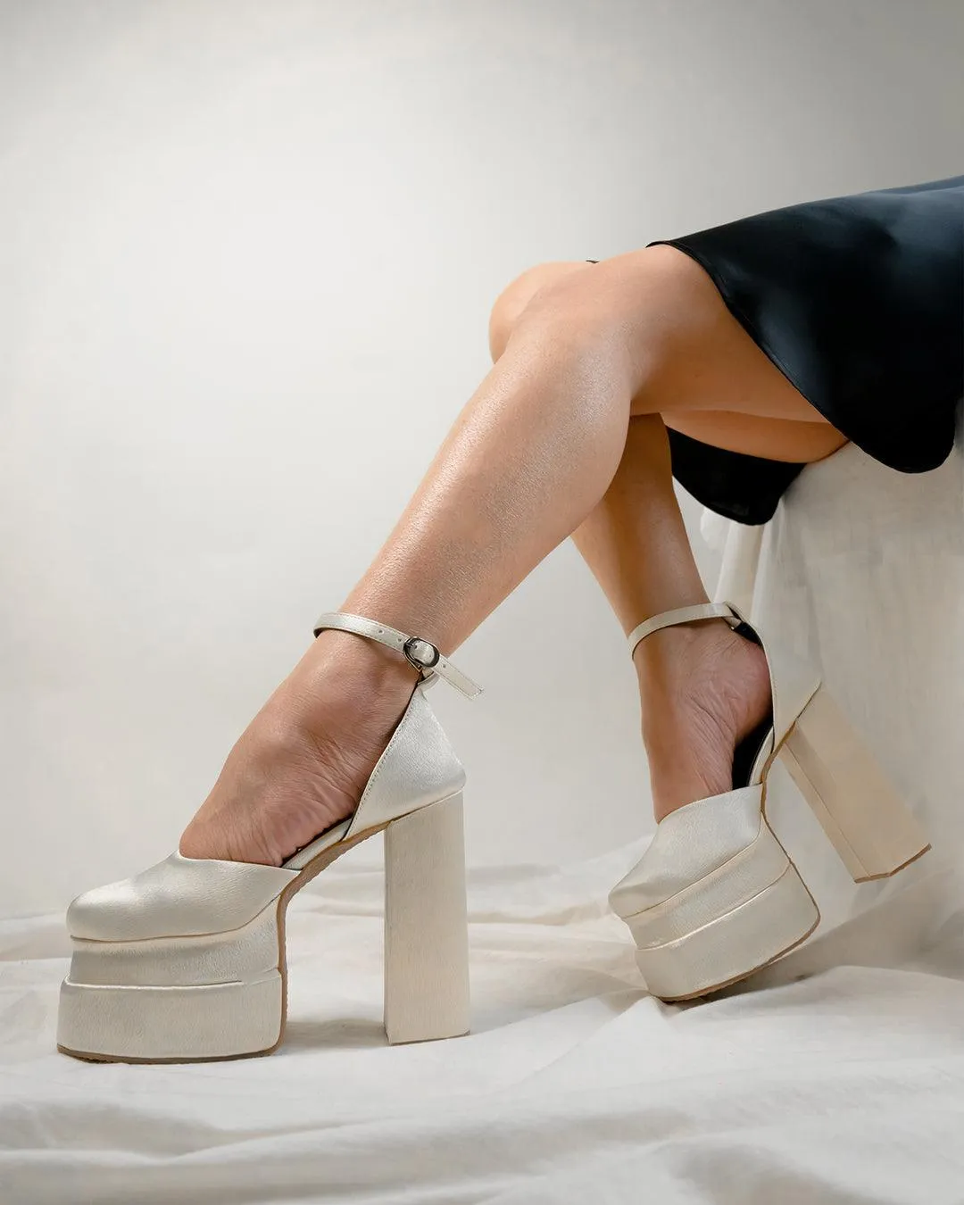 Diva Of Pinterest Offwhite Pumps Footwear