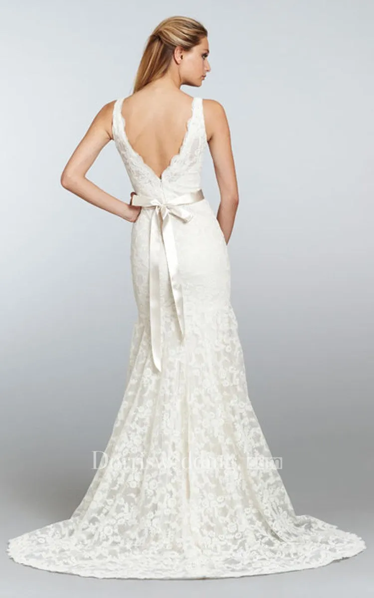 Elegant Sleeveless V-Neck Lace Dress With Beaded Ribbon Belt