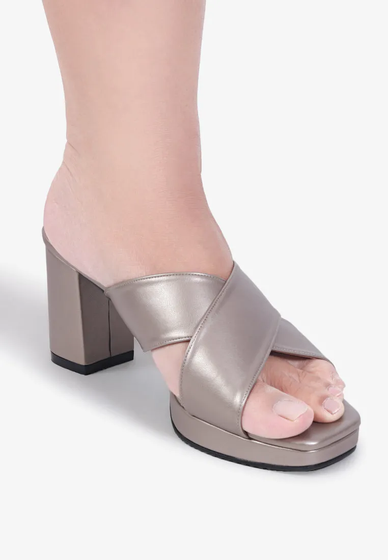 Heather Cross Strap Chunky High Heels - Metallic Gold