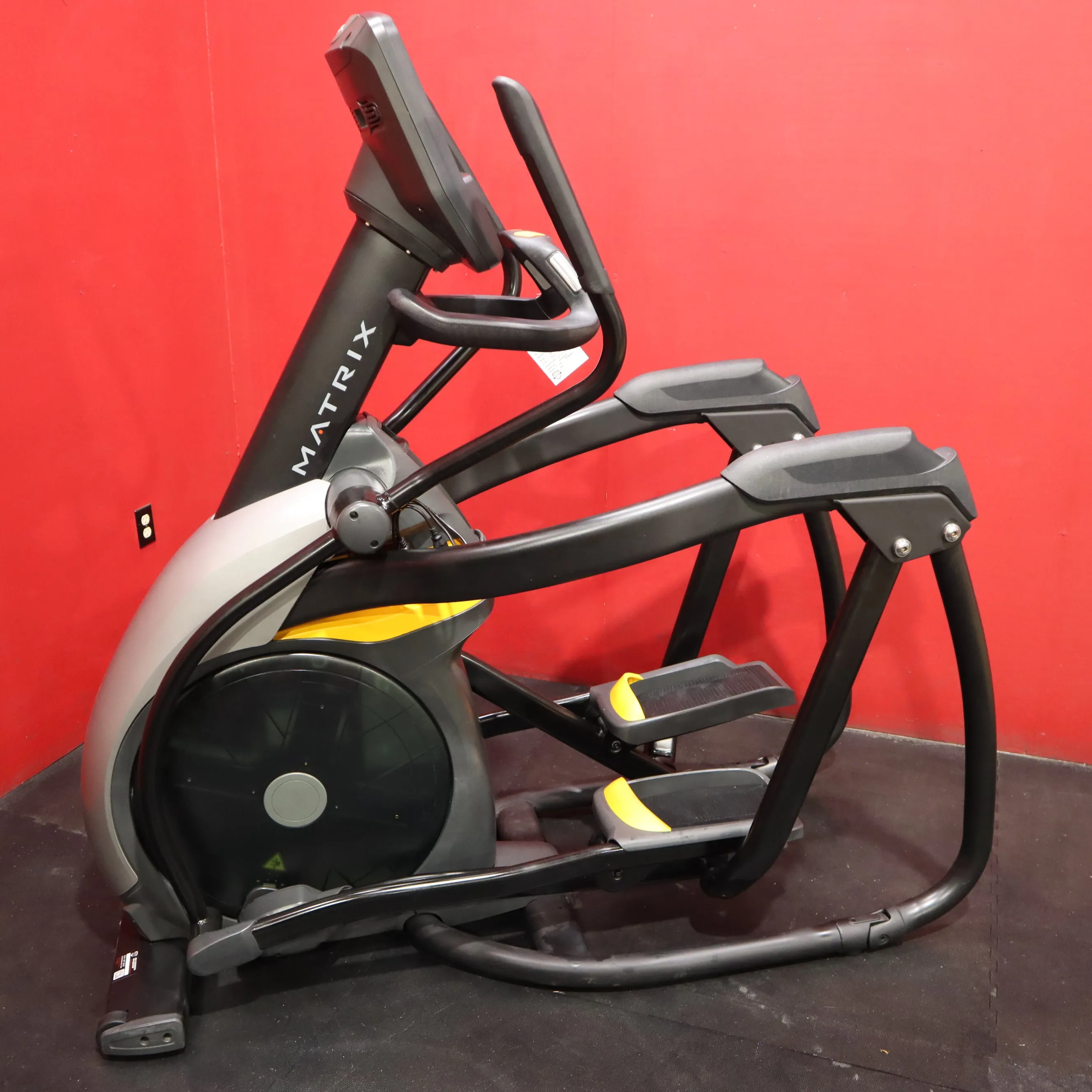 Matrix A-5x Ascent Elliptical Trainer (Refurbished)