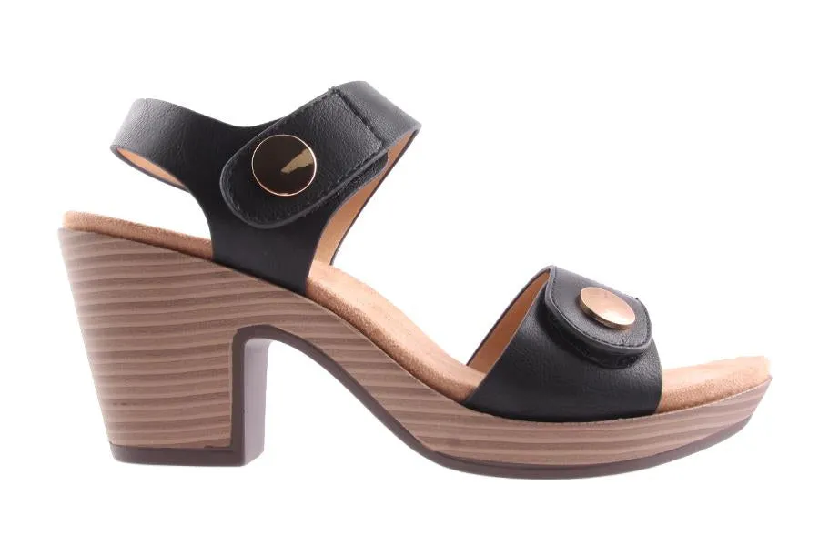 MOYA BLACK