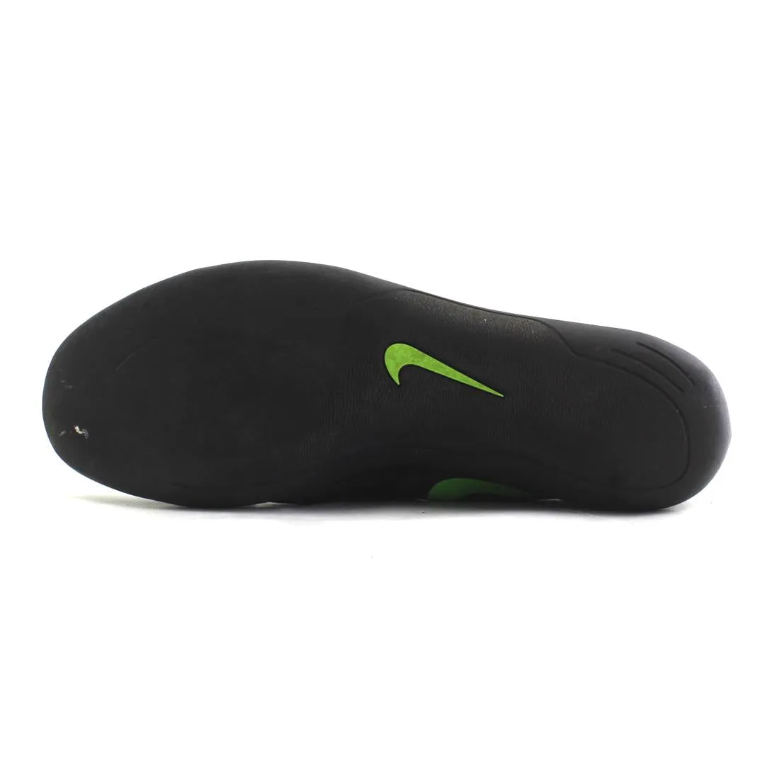 NIKE RIVAL SD