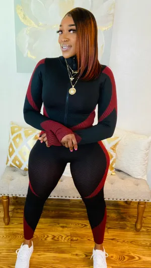 Nikki Active Set (Burgundy)