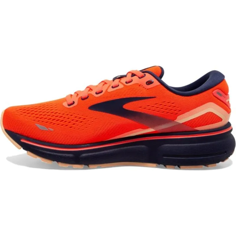 Women Sleek Performance Running Shoes
