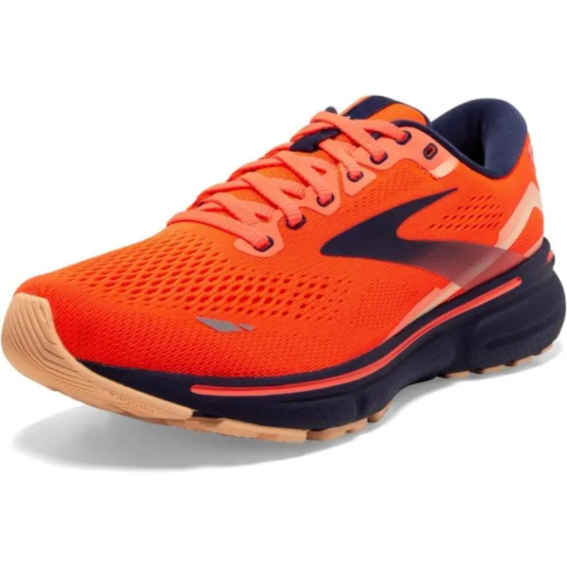 Women Sleek Performance Running Shoes
