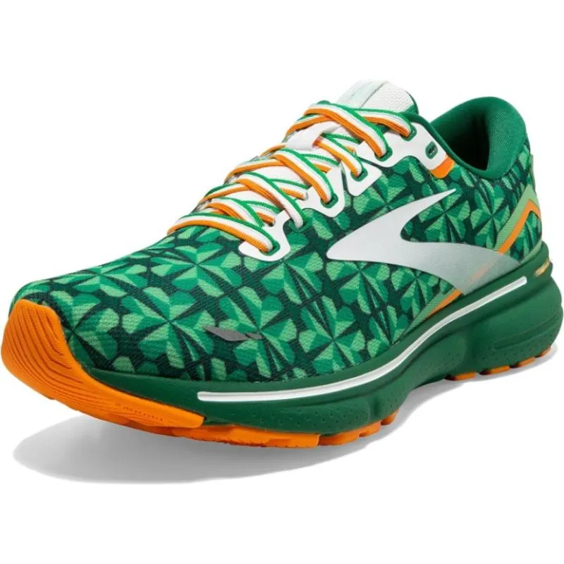 Women Sleek Performance Running Shoes