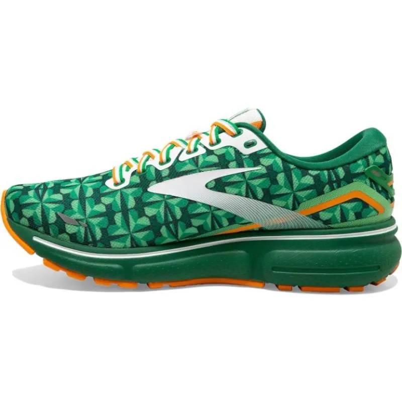 Women Sleek Performance Running Shoes