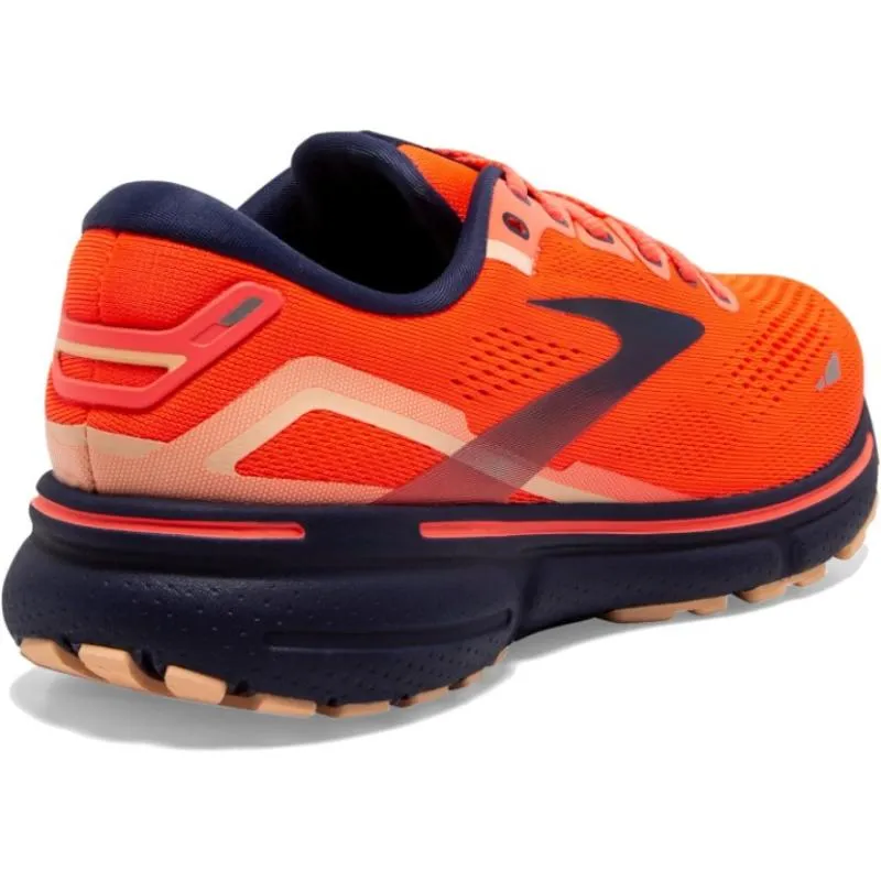 Women Sleek Performance Running Shoes