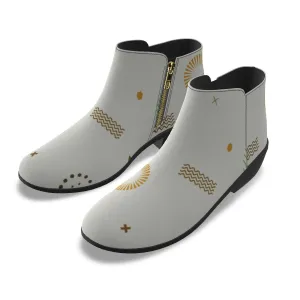 Women's Fashion Boots Micro suede white with abstract print